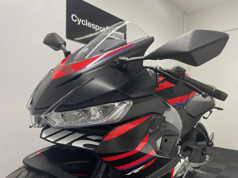 Load image into Gallery viewer, 2025 Aprilia RS 457