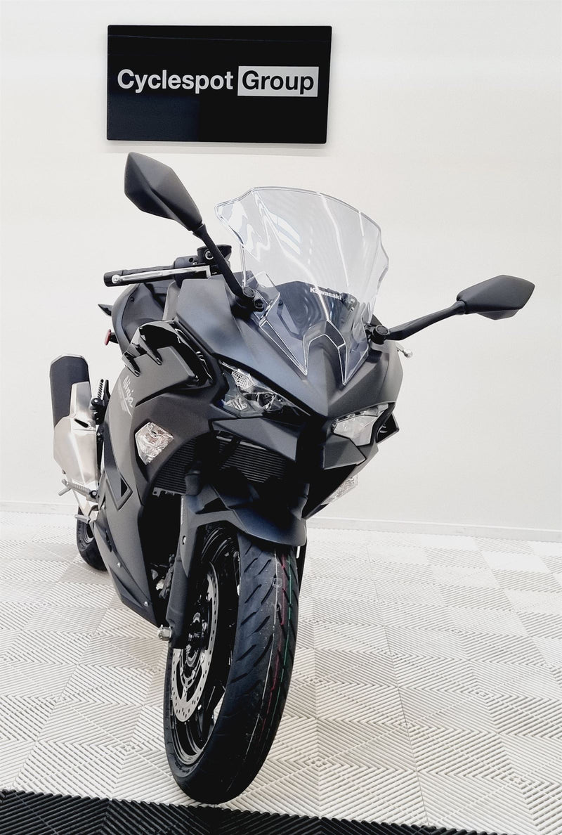 Load image into Gallery viewer, 2026 Kawasaki Ninja EX 500 - Black