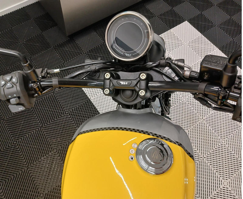 Load image into Gallery viewer, 2026 BSA Bantam Victor Yellow
