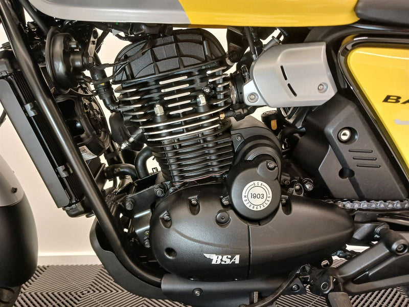 Load image into Gallery viewer, 2026 BSA Bantam Victor Yellow