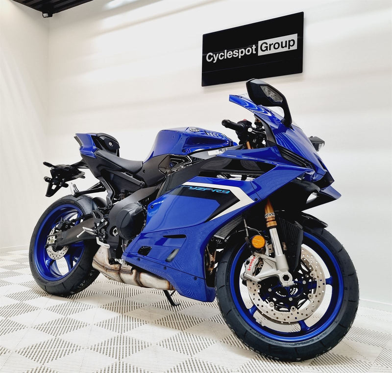 Load image into Gallery viewer, 2026 Yamaha R 9