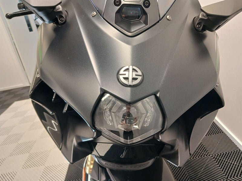 Load image into Gallery viewer, 2025 Kawasaki Ninja H2 SX