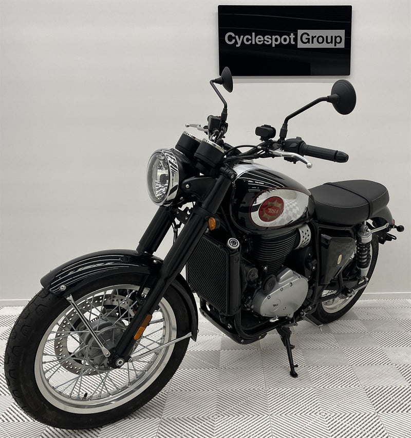Load image into Gallery viewer, 2024 BSA Gold Star Midnight Black