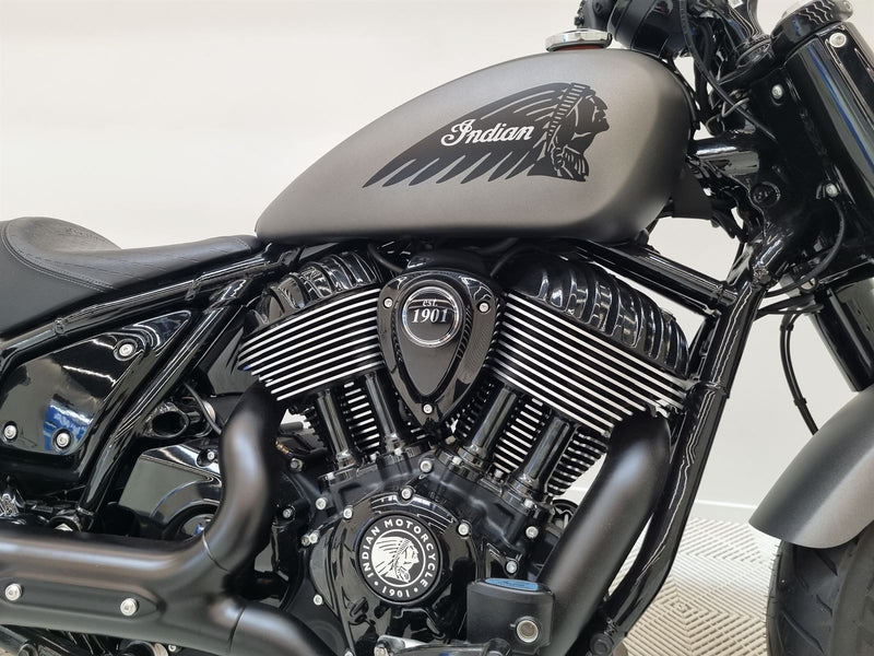 Load image into Gallery viewer, 2023 Indian Chief Bobber