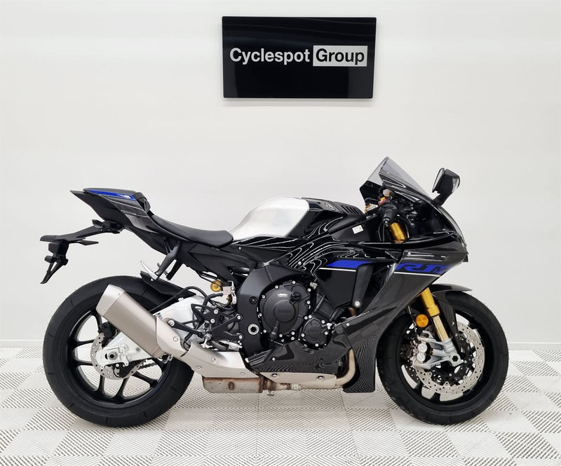 Load image into Gallery viewer, 2024 Yamaha R1-M