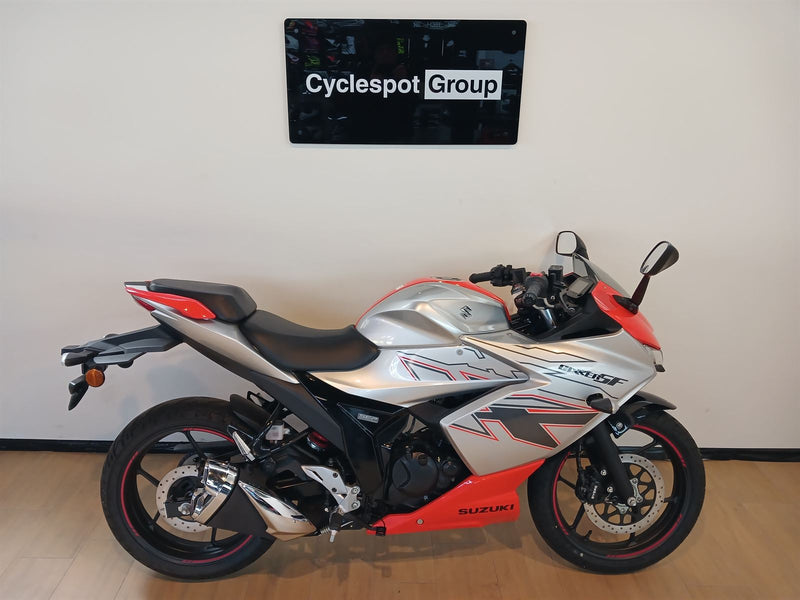 Load image into Gallery viewer, 2023 Suzuki GSX 150 LAMS