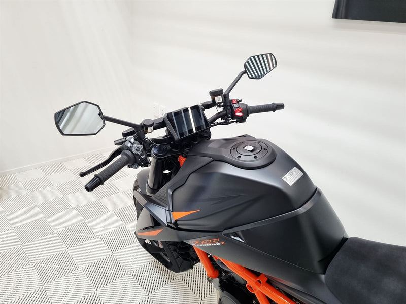 Load image into Gallery viewer, 2026 KTM 1390 Super Duke R EVO