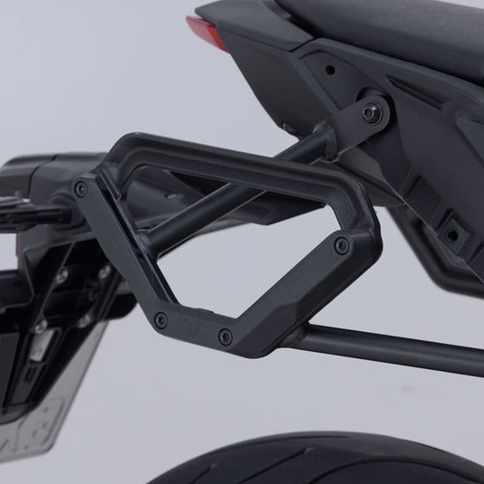 SIDE CARRIER SW MOTECH V-LOC SIDE CARRIER RIGHT FOR YAMAHA MT-09 2023 - ON