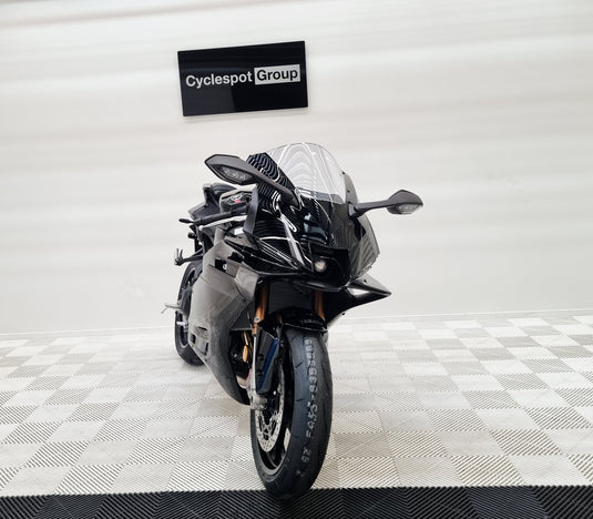 2027 Yamaha R9