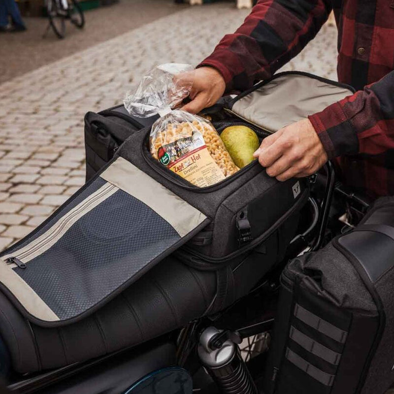 Load image into Gallery viewer, TAILBAG SW MOTECH LEGEND GEAR  LR3 GEAR TAILBAG BLACK 6-12 LITRE FUNCTION SPLASH PROOF
