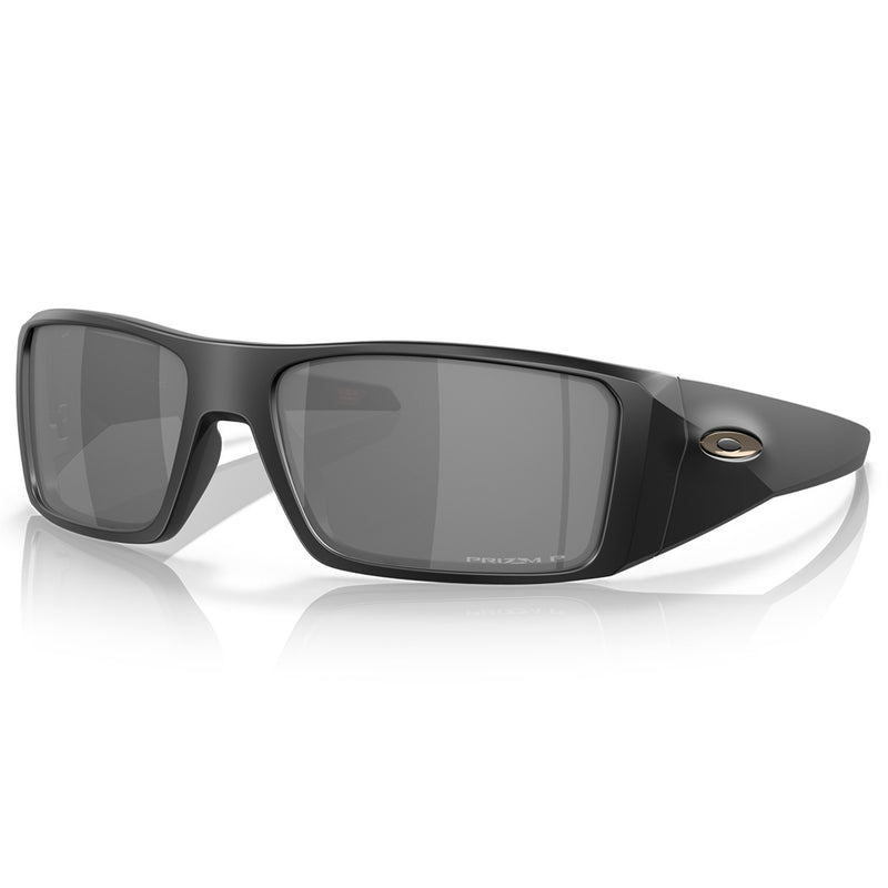 Load image into Gallery viewer, 0OO923192310261 Oakley Heliostat Sunglasses Matte Black Frame w/ Black PRIZM Polarized Lens
