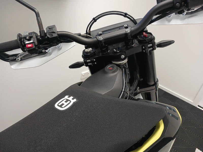 Load image into Gallery viewer, 2024 Husqvarna FS 701 Supermoto
