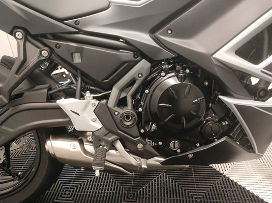 2026 Kawasaki Ninja ER 650 F - Pearl White