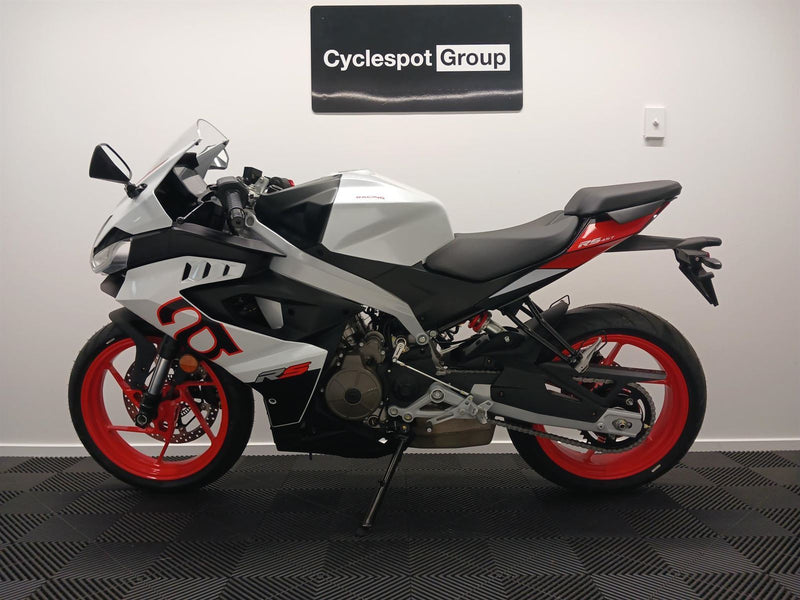 Load image into Gallery viewer, 2025 Aprilia RS 457
