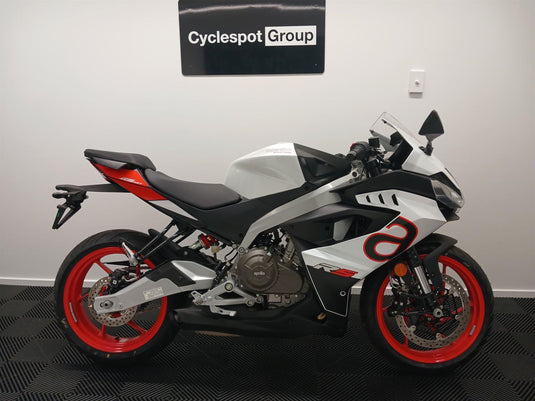2025 Aprilia RS 457