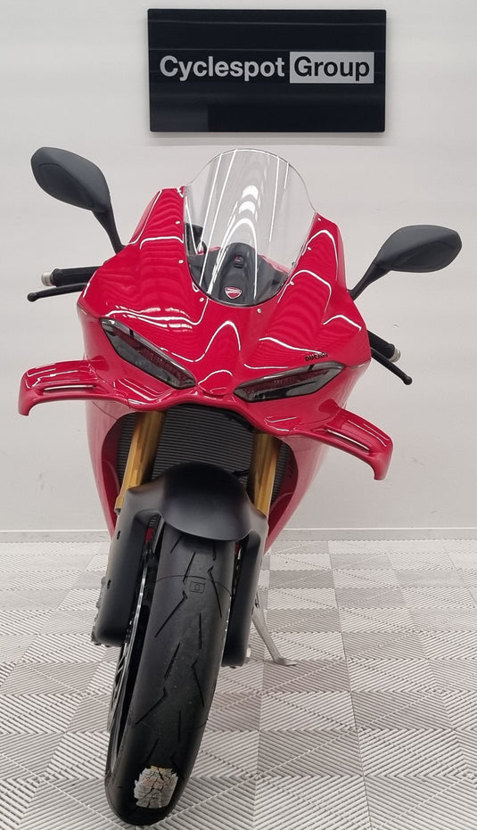 2025 Ducati Panigale V4S