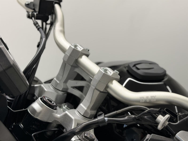 Load image into Gallery viewer, 2026 Kawasaki KLE 500
