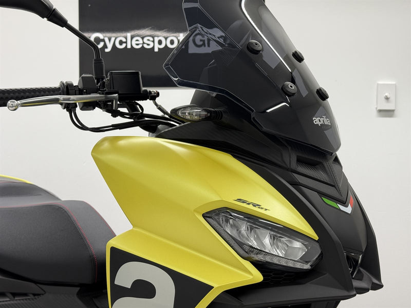Load image into Gallery viewer, 2024 Aprilia SR GT 200
