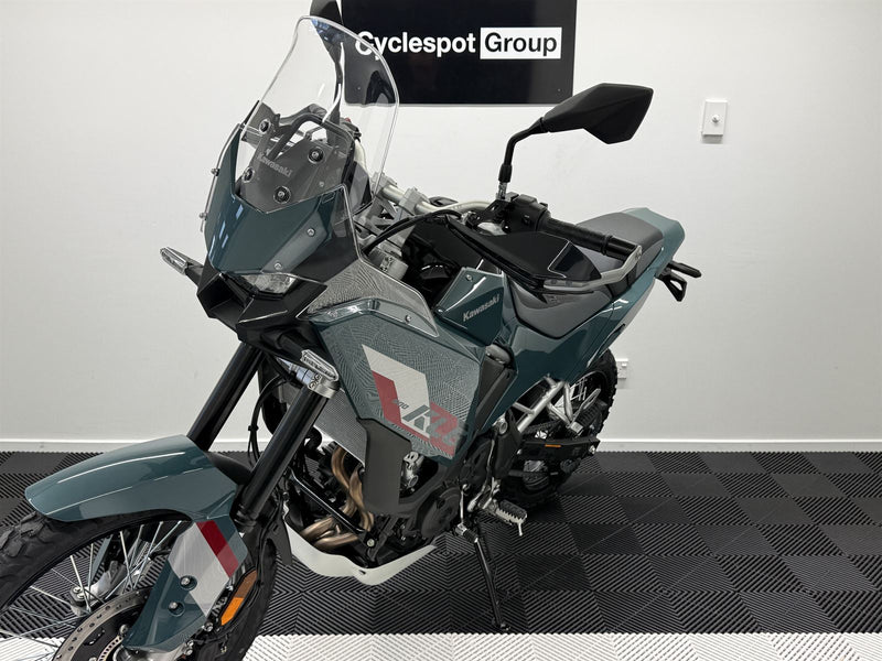 Load image into Gallery viewer, 2026 Kawasaki KLE 500 Special Edition
