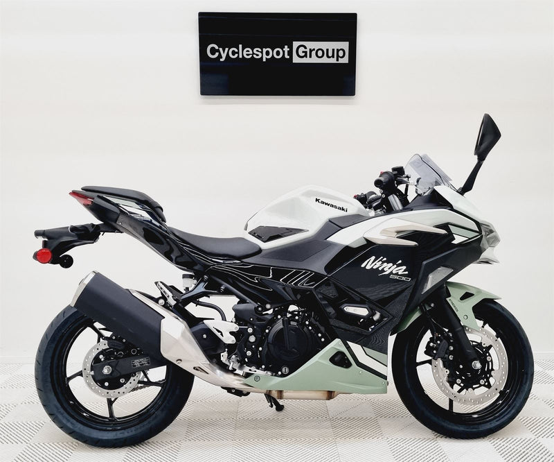 Load image into Gallery viewer, 2026 Kawasaki Ninja 500 SE LAMS
