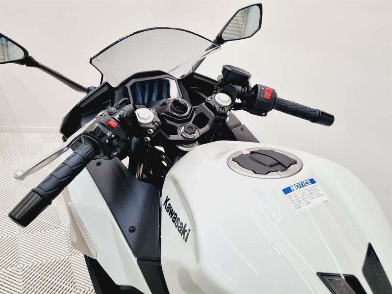 Load image into Gallery viewer, 2026 Kawasaki Ninja 500 SE LAMS

