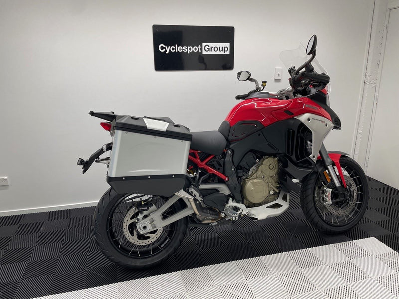 Load image into Gallery viewer, 2025 Ducati Multistrada V4 Rally +Travel &amp; Radar
