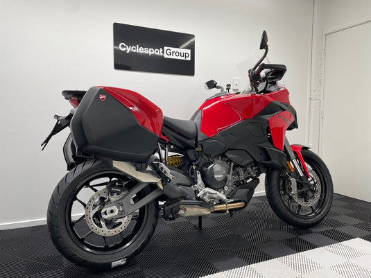 2026 Ducati Multistrada V2S TRAVEL
