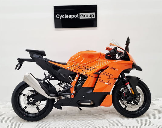 2026 KTM RC 990 R