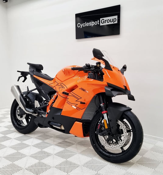 2026 KTM RC 990 R