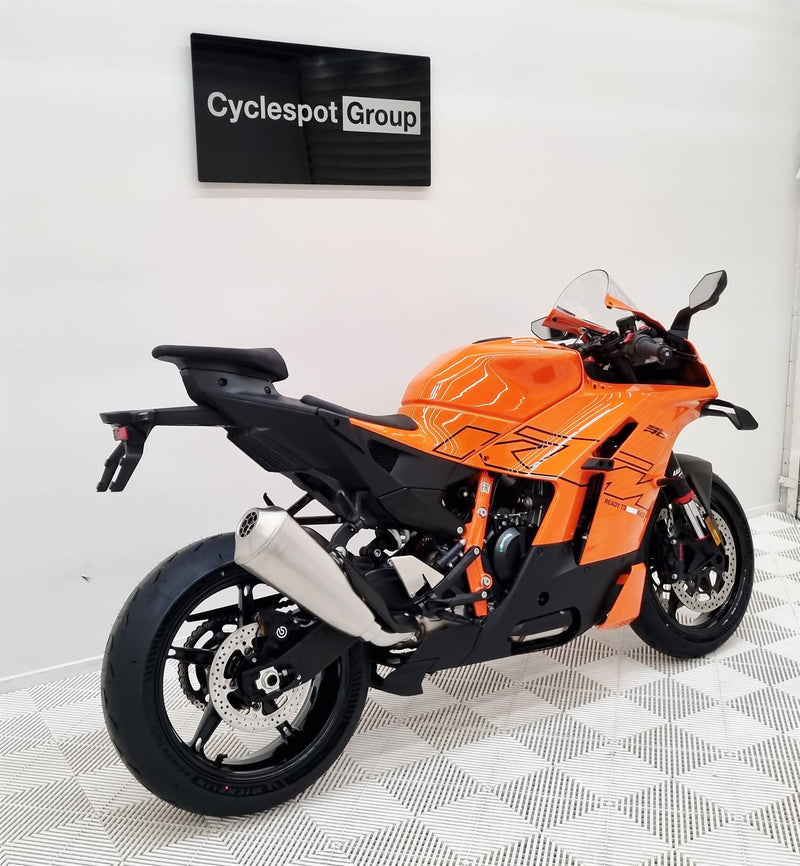 Load image into Gallery viewer, 2026 KTM RC 990 R
