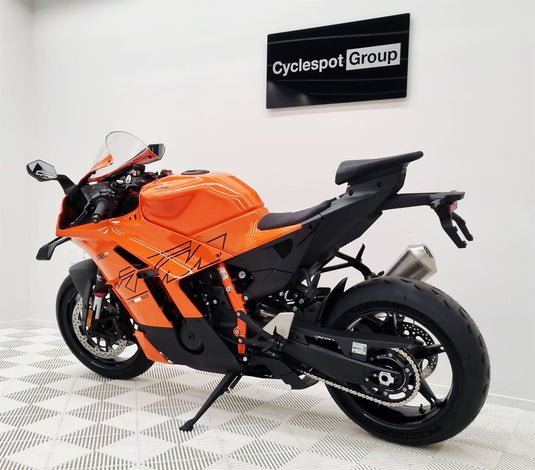 2026 KTM RC 990 R