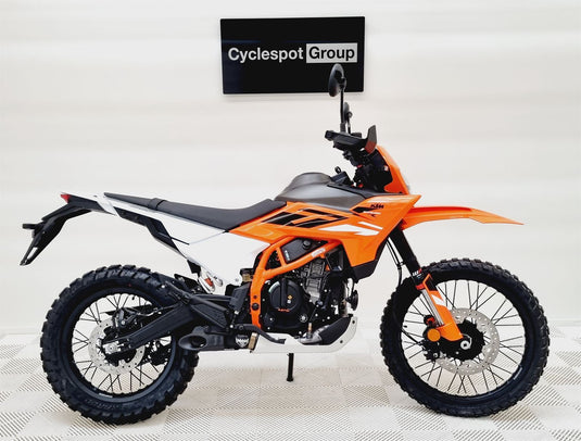 2025 KTM Enduro 390 R