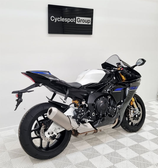2024 Yamaha R1-M
