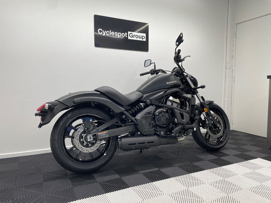 2025 Kawasaki Vulcan 650 S LAMS