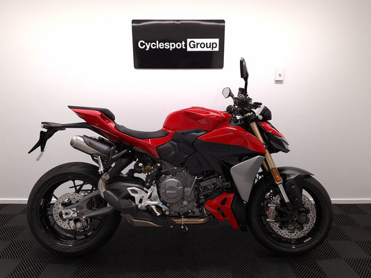 2026 Ducati Street Fighter V2