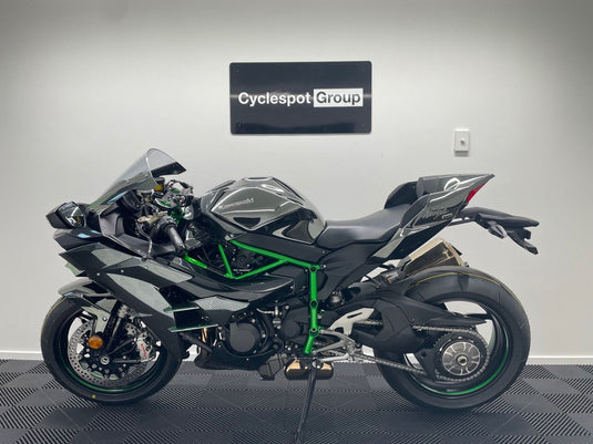2025 Kawasaki Ninja H2