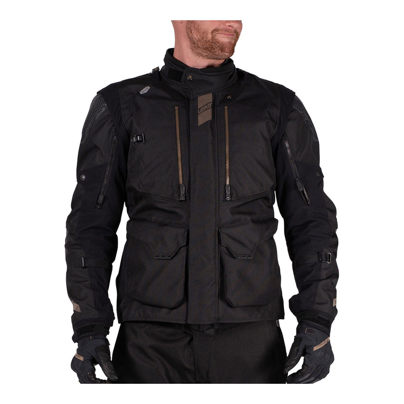 Load image into Gallery viewer, Leatt 5.5 ADV MultiTour Jacket - Stealth

