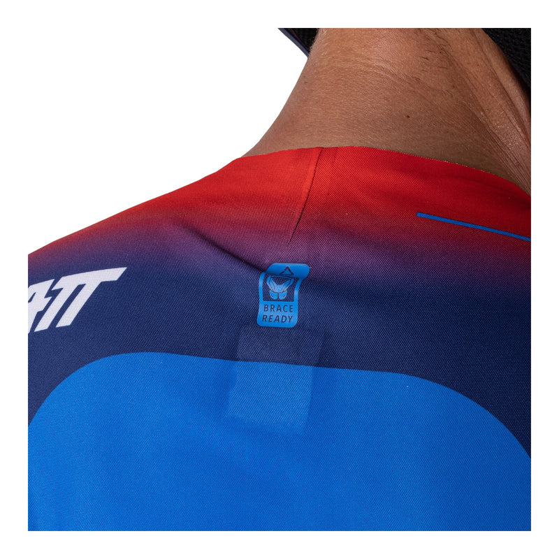 Load image into Gallery viewer, Leatt 2026 5.5 UltraWeld Jersey - Royal Blue / Red
