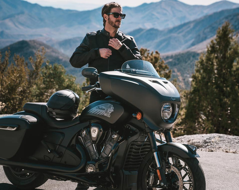 Load image into Gallery viewer, 2026 Indian Chieftain Dark Horse - Black Smoke
