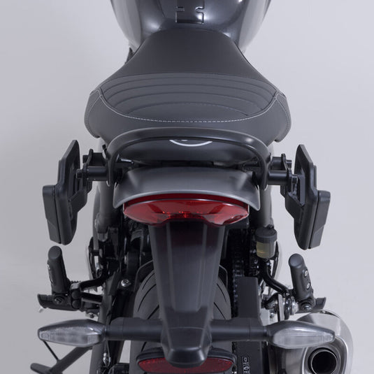 SIDE CARRIER SW MOTECH V-LOC SIDE CARRIER RIGHT FOR TRIUMPH SPEED 400 2023 - ON