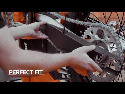 Load and play video in Gallery viewer, SWINGARM PROTECTOR HON CR125R/CR250R 04-07, CRF250R 04 RED
