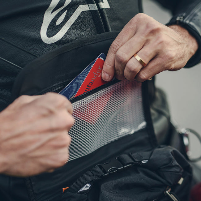 Load image into Gallery viewer, Kriega R3 WAIST PACK (5)
